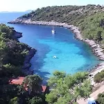 Gita Zavalatica